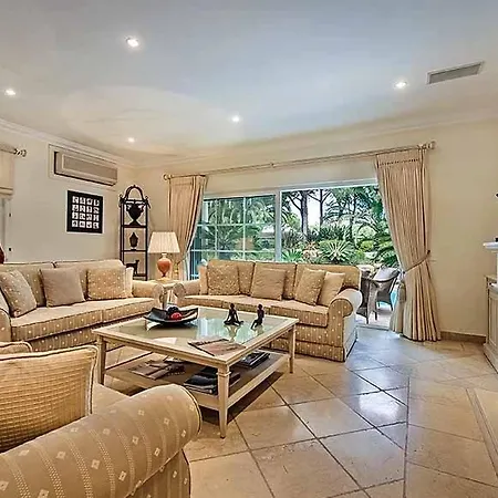 Sleeps 10 Pool Air Con T479886 Villa *